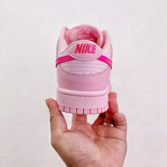 Nike Dunk Low "Triple Pink" Classic casual board shoe pink - Picture 9 of 9